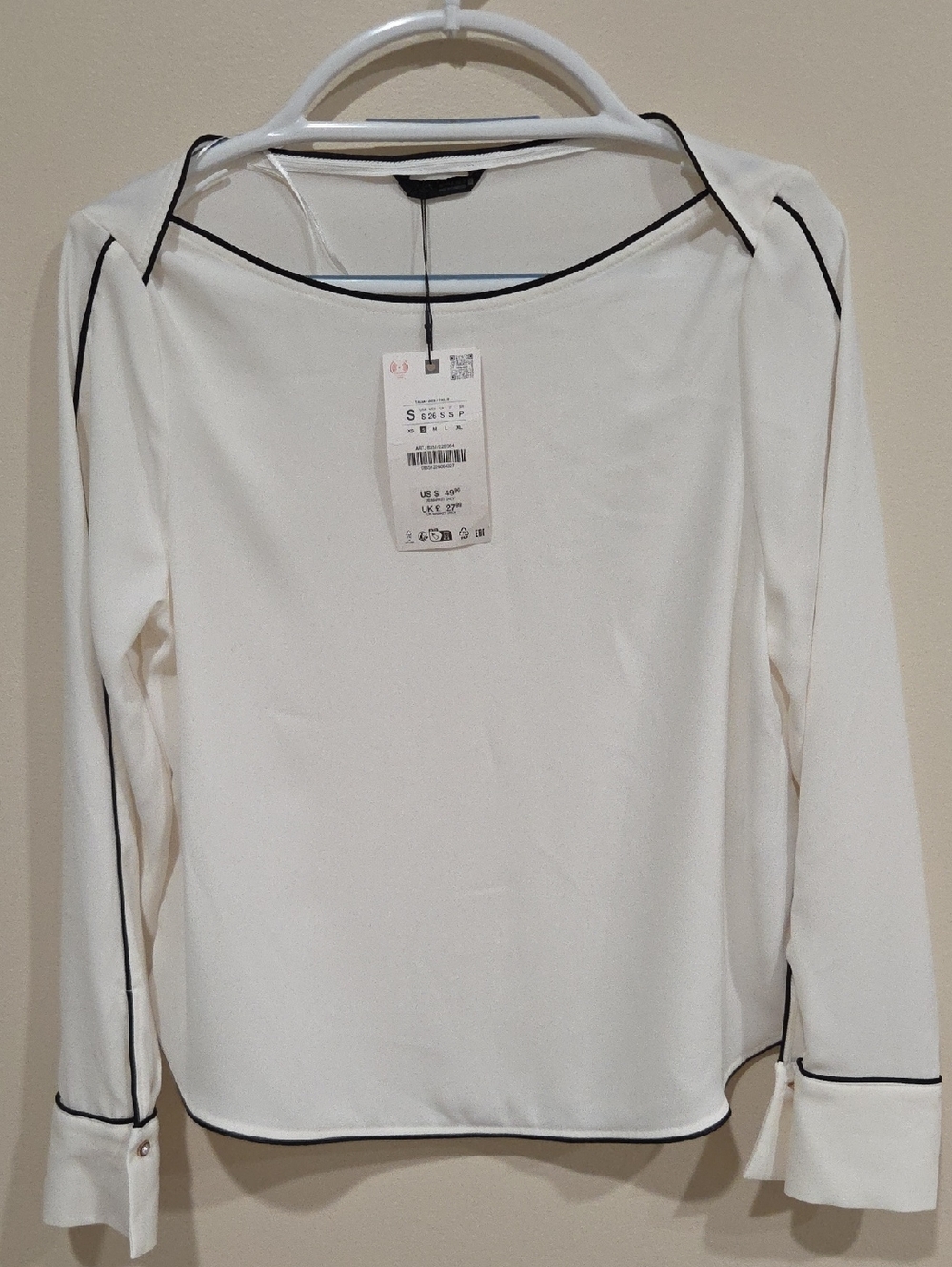 Zara White Long-Sleeve Top with Black Contrast Piping